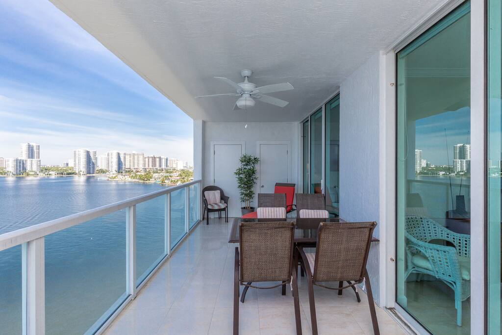 Le Marina Bay 1206 By Go Florida Condo Sunny Isles Apartments For Rent In Sunny Isles Beach Florida United States