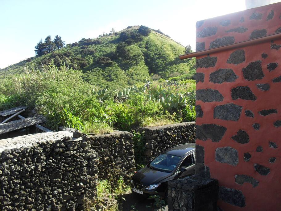 Lateral casa, montaña de Las Rosas