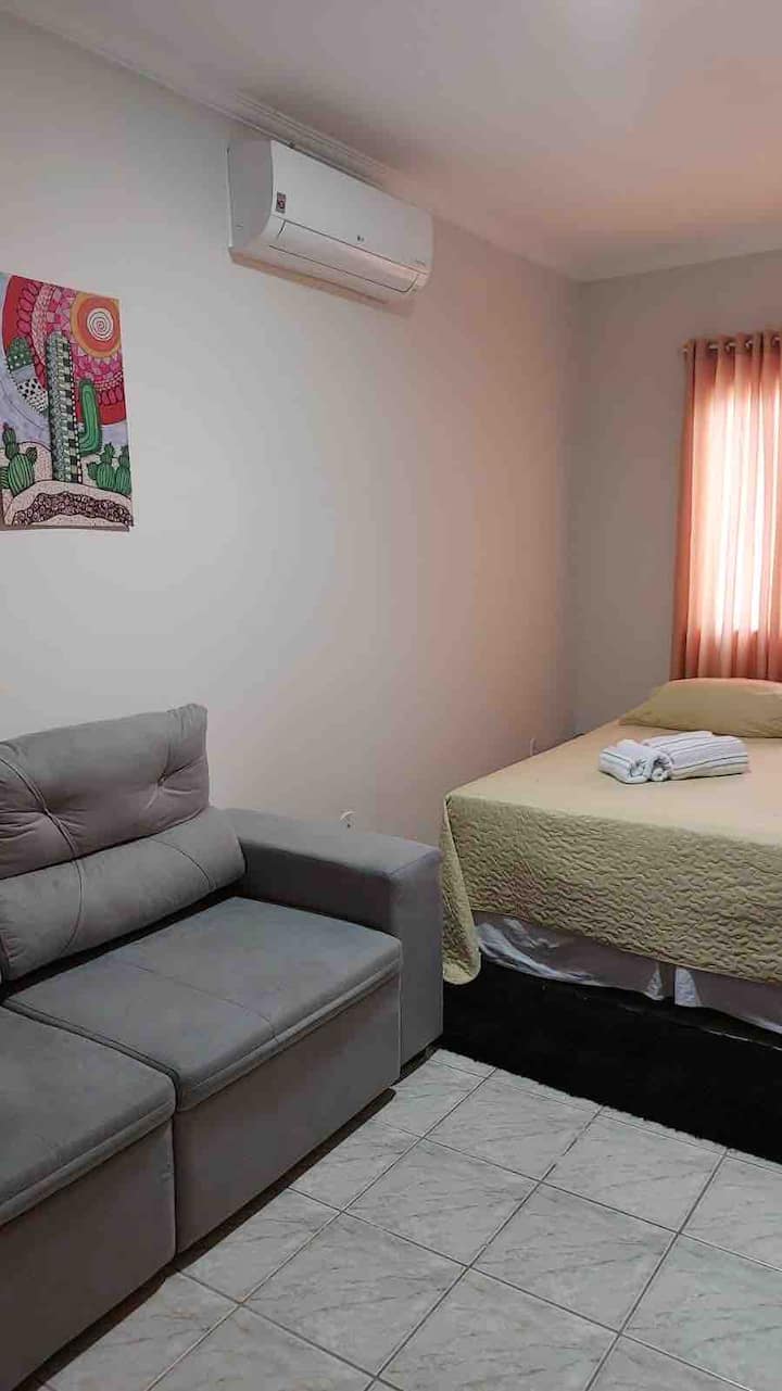 Flat 01 - Modern Apartment in downtown Paulo Afonso