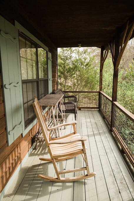 Meadows Cabin Front Porch