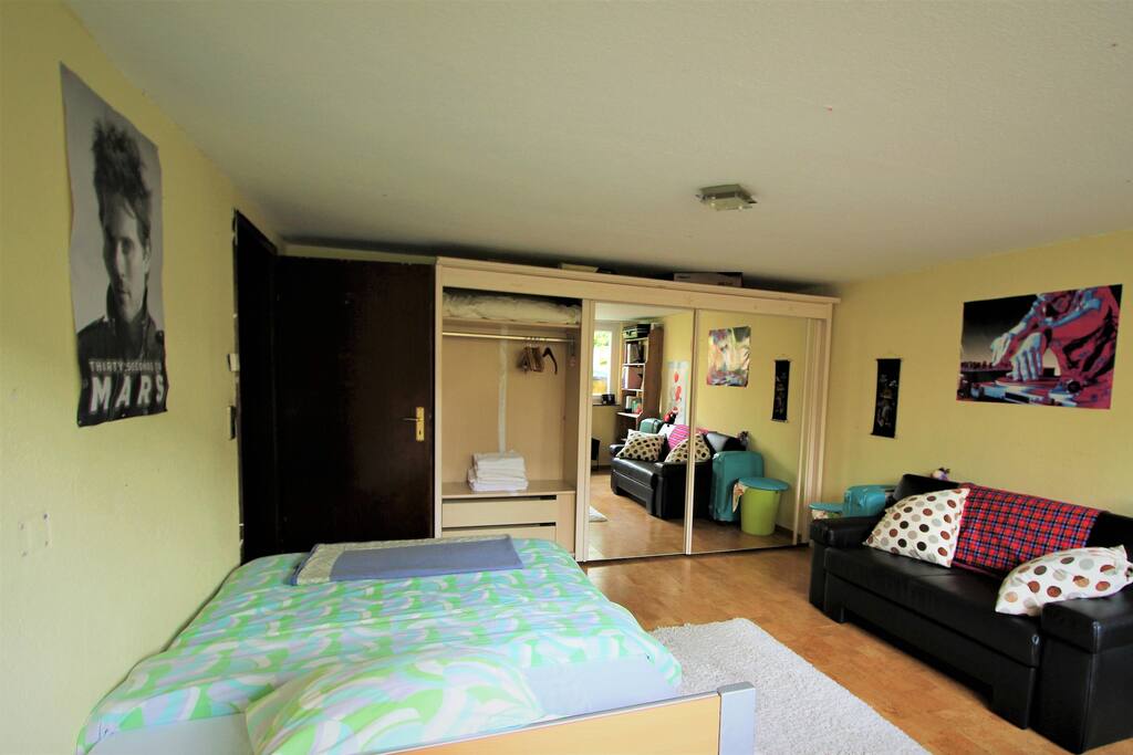 Double bed( different beddings)