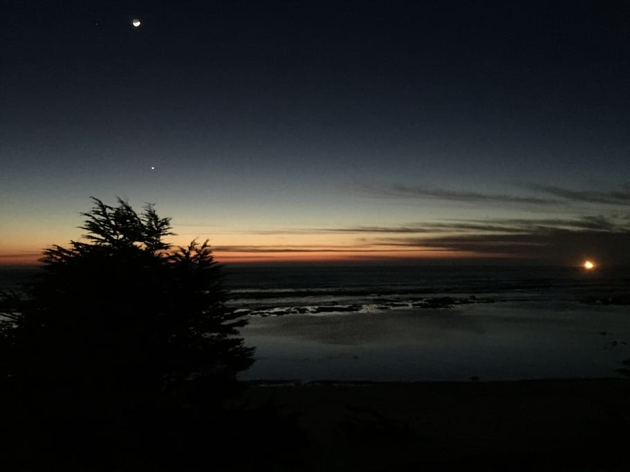 The sunsets can be breathtaking. Seals yes, but no sea lions. These photos are unretouched.