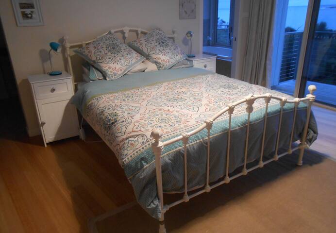 Nautilus 2 gallery image 2