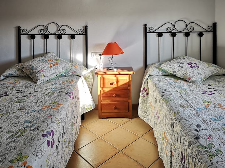 Marvelous Cottage Well Located