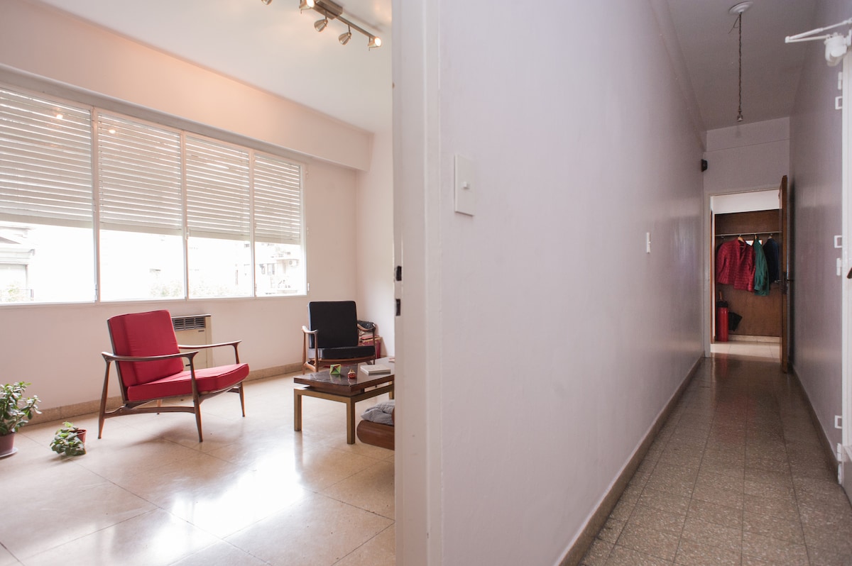 Habitación en departamento compartido en Palermo