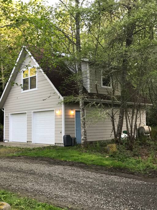 Cottage in the woods!
