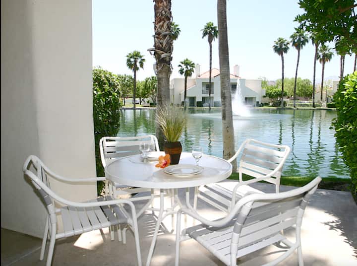 Relax! *3 Pools/11 Hot Tubs * 2/2 W/kitchen For 6! - Palm Desert, CA