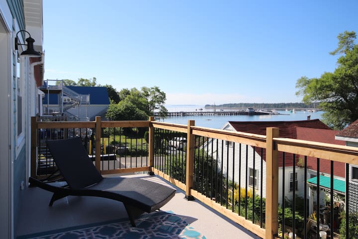 Gull’s Landing Guest Cottage