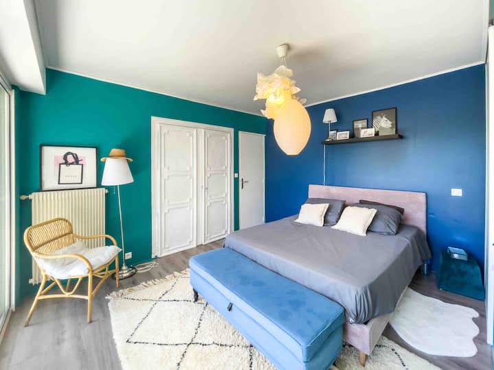 Druhá spálňa s výhľadom do záhrady 