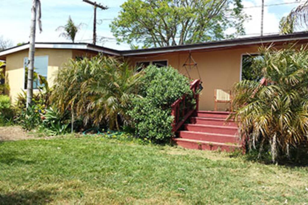 Private off-street front yard
