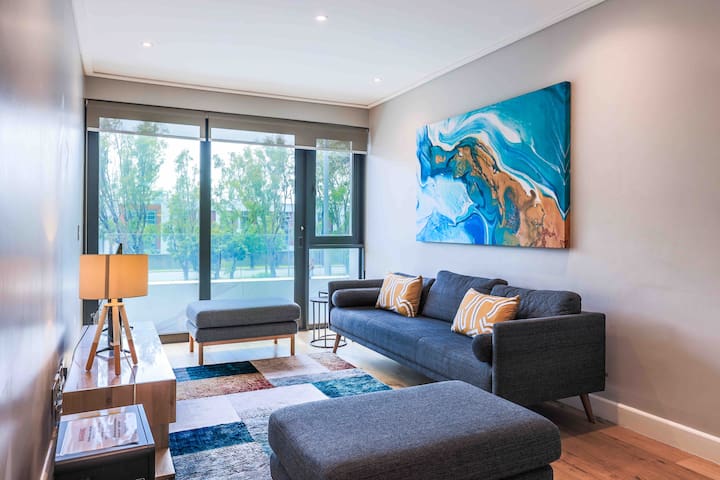 Vibrant GreenPoint near Waterfront, Shops &Dining gallery image 4