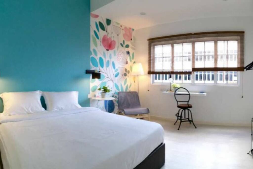 Queen Room