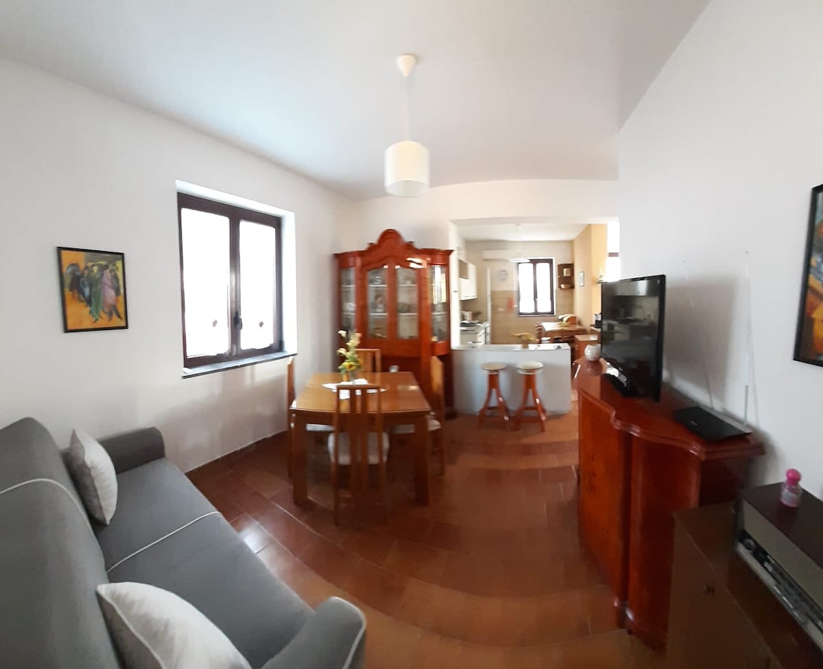 Beliebte Airbnb-Anzeige: Lo Scarabeo Tono
panoramic terrace parking pr in Milazzo