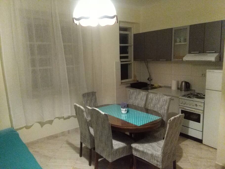 Kitchen (NEW)
