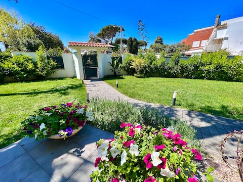 Brand new villa in the green of Fregene Nord