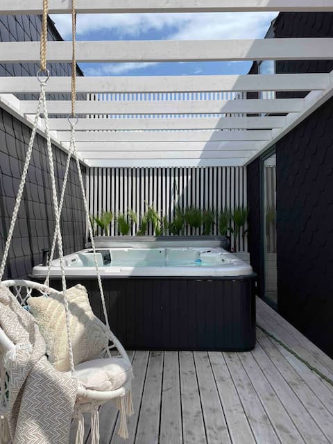 Modern cottage with hot tub