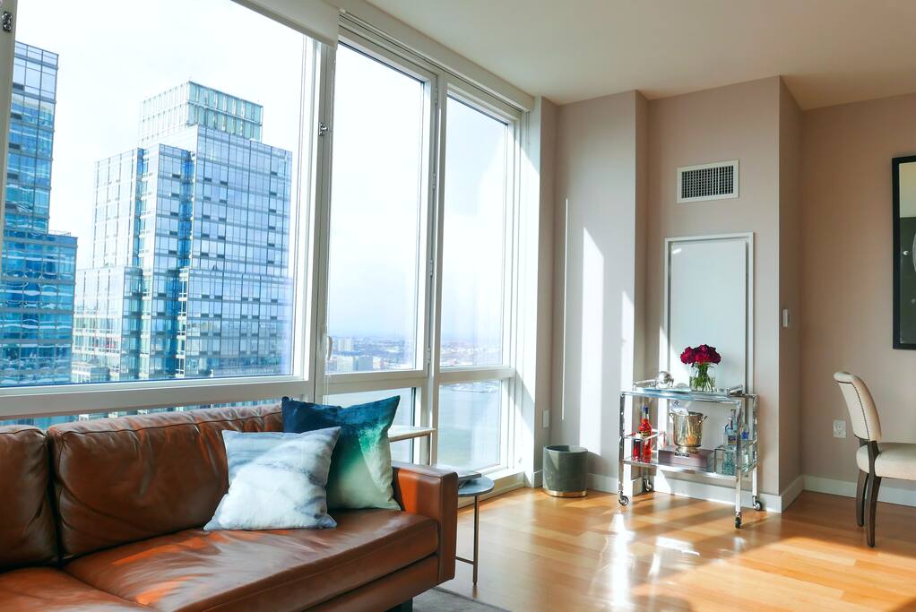 Living room overlooking the Hudson River