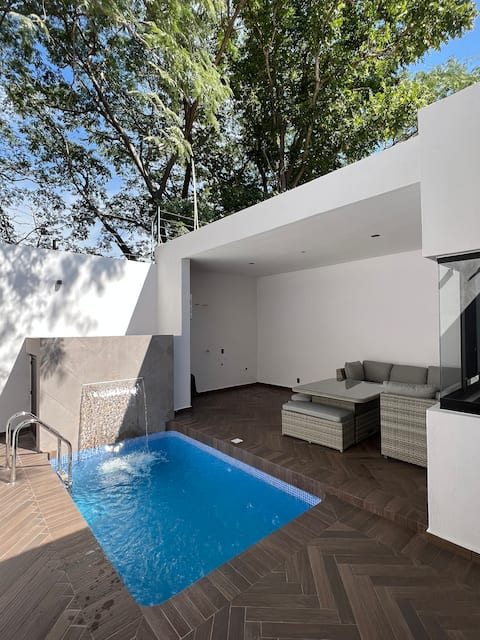 House with a private pool and 3 bedrooms