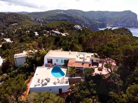 Charming house with magnificent view of Na Xamena