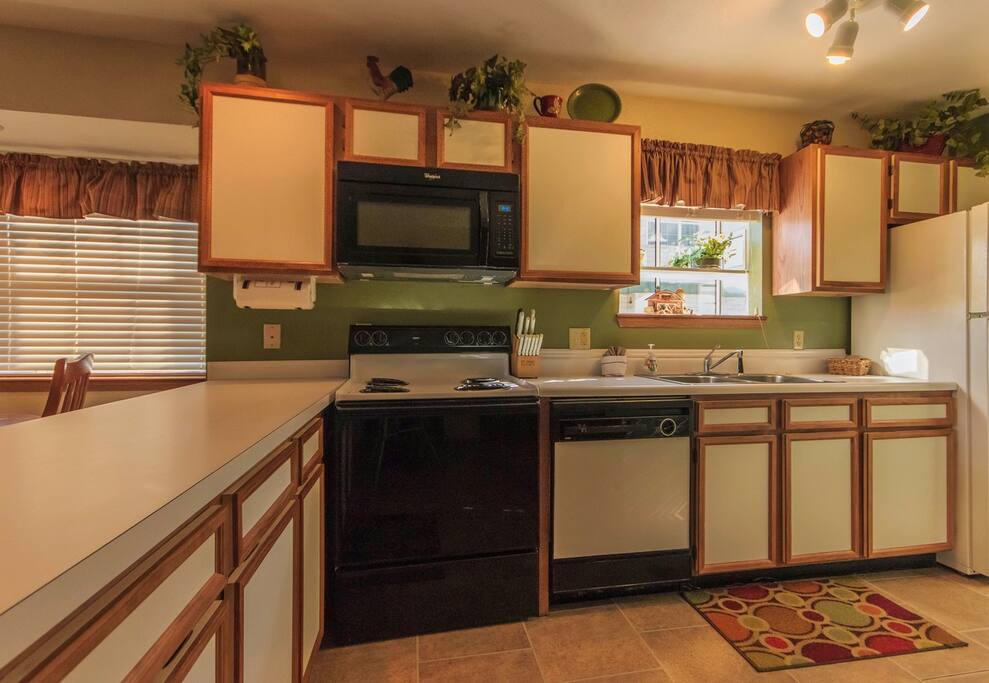 Branson Condo Rental | Eagles Nest | Kitchen