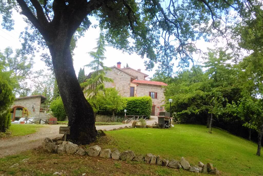 VEDUTA DAL PARCHEGGIO