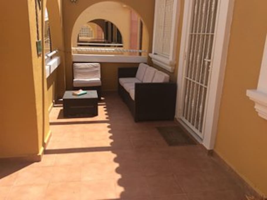 nice front terrace to relax and have a cerveza and watch the world go by