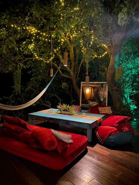 Magic Paradise Getaway w/Private Pool, Beach & Sea