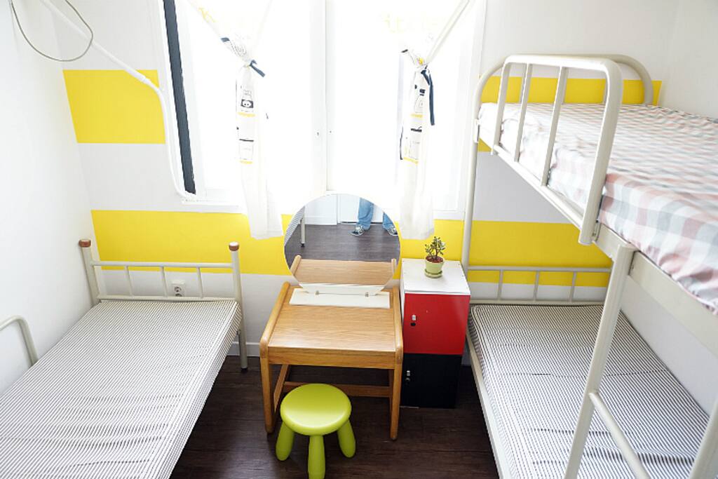 Triple Room