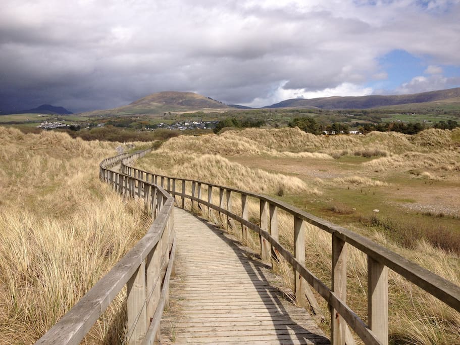 Benar beach, with Dyffryn and Moelfre hill beyond.