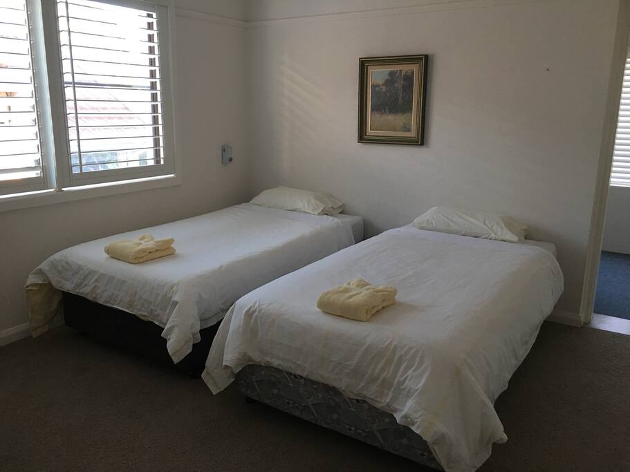 Twin Single Bedroom