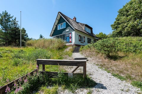 Popular Airbnb listing: Villa in Buren near Sea and Dunes in Nes
