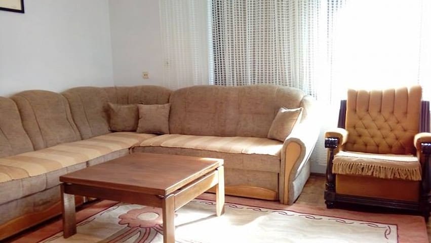 Private rooms in apartment "Horizont"