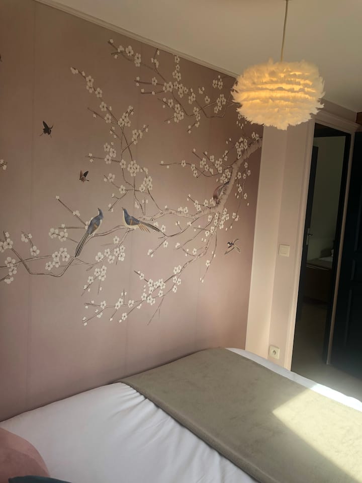 ไม่ต้องสงสัยเลยว่าคุณอาจได้ยินเสียงเพลงบุคโคลิกของนกที่พบที่หลบภัยในสวน