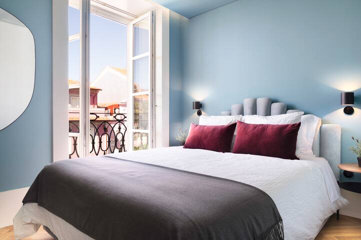 45 5 Blue Gem With River Views gallery image 3