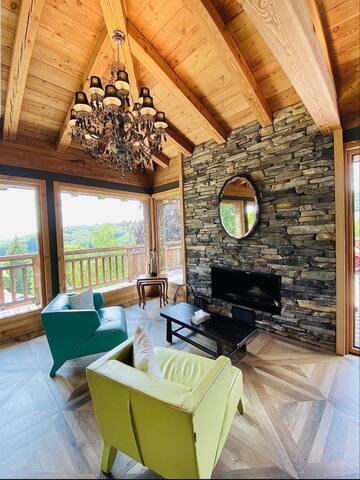 Chalet du luxe gallery image 2