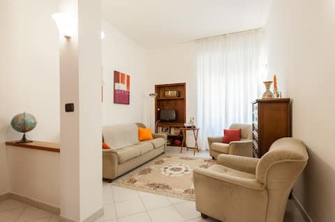 Proprietà Airbnb di successo: Courtyard house in Arezzo centre a Arezzo