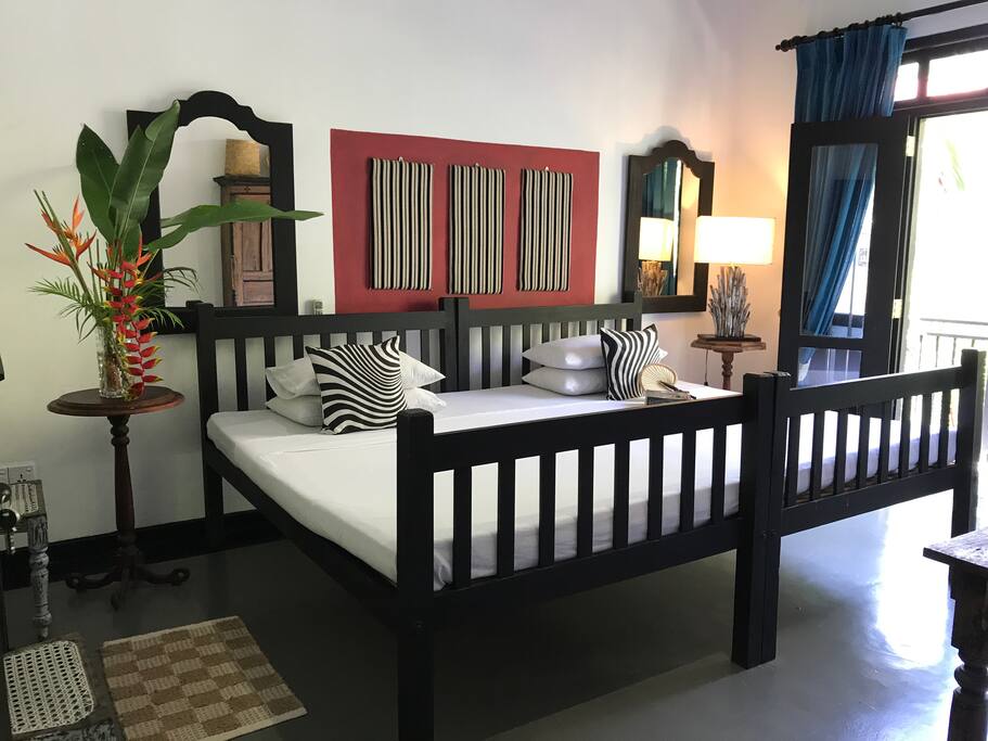 Bed room