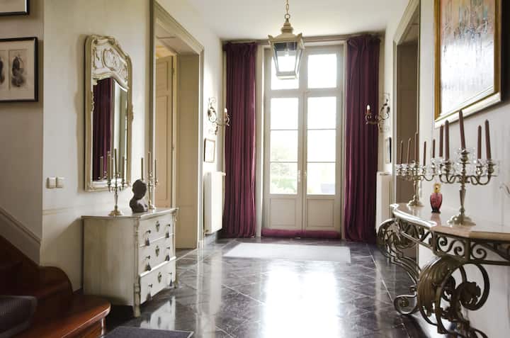 Magnifique Château 18ème Siècle. - Lille