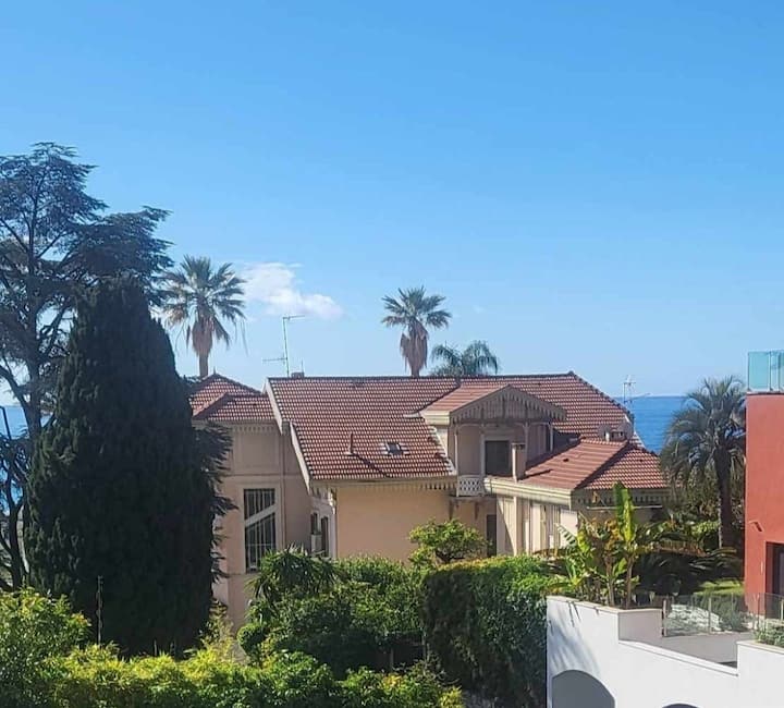 Très Bel Appartement Proche Plage, Gare, Monaco - Menton