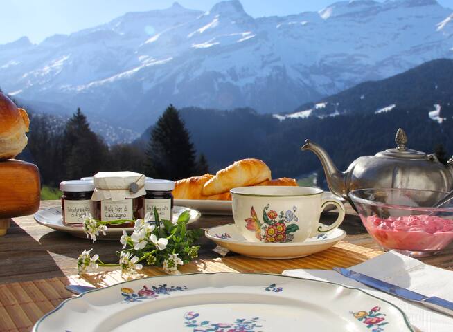 Authentique chalet avec vue cinématographique gallery image 3