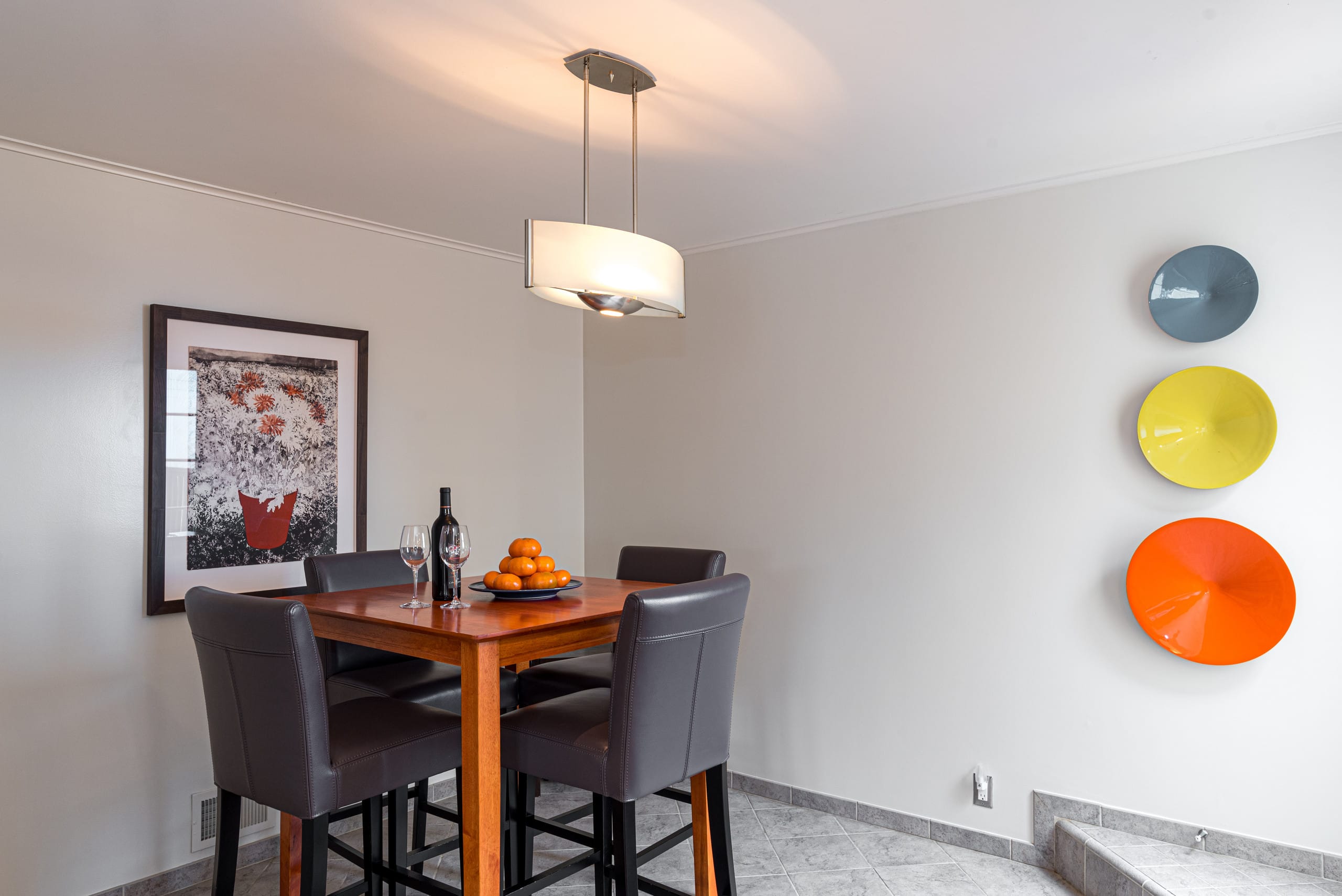 Home in San Francisco · ★5.0 · 2 bedrooms · 2 beds · 2 private baths - Image 17