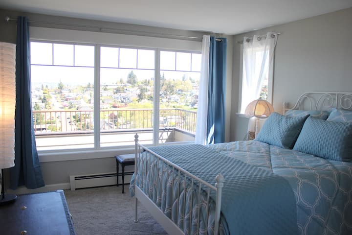 Great water view from the Beach Room