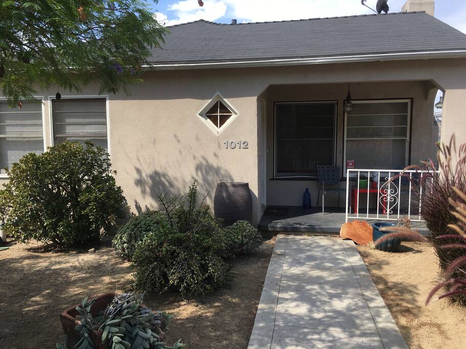 Cute California Bungalow