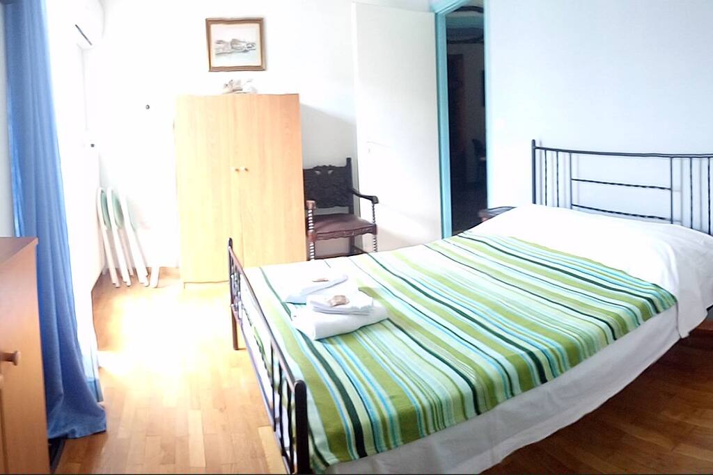 Bedroom with cosy bed for two people