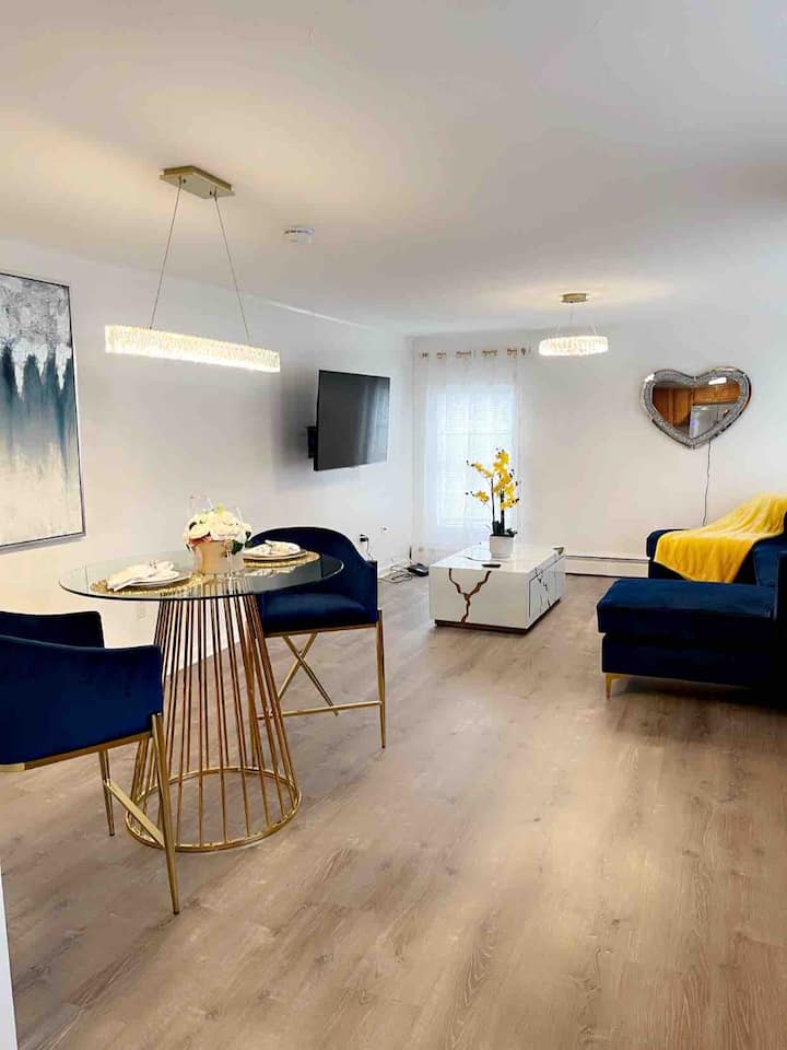 Fully Renovated Apartment - Worcester, MA