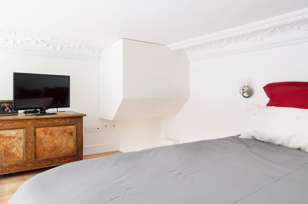 Mezzanine s televizorom i bežičnim internetom 