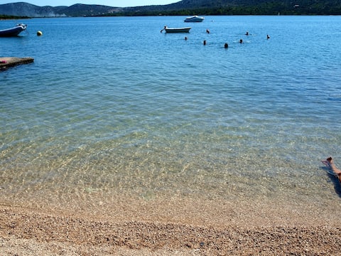 Popular Airbnb listing: Apartment in Pirovac, Fran in Općina Pirovac