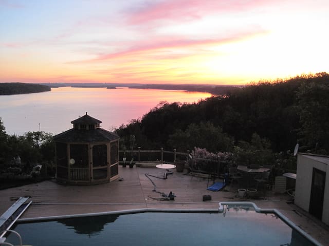 Incredible Mississippi River view