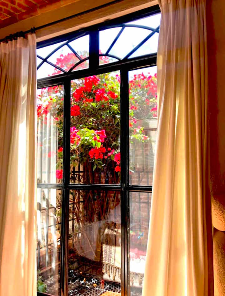 从主卧可欣赏到美丽的景色。