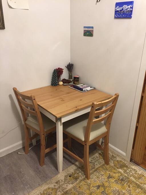 Space to eat / work